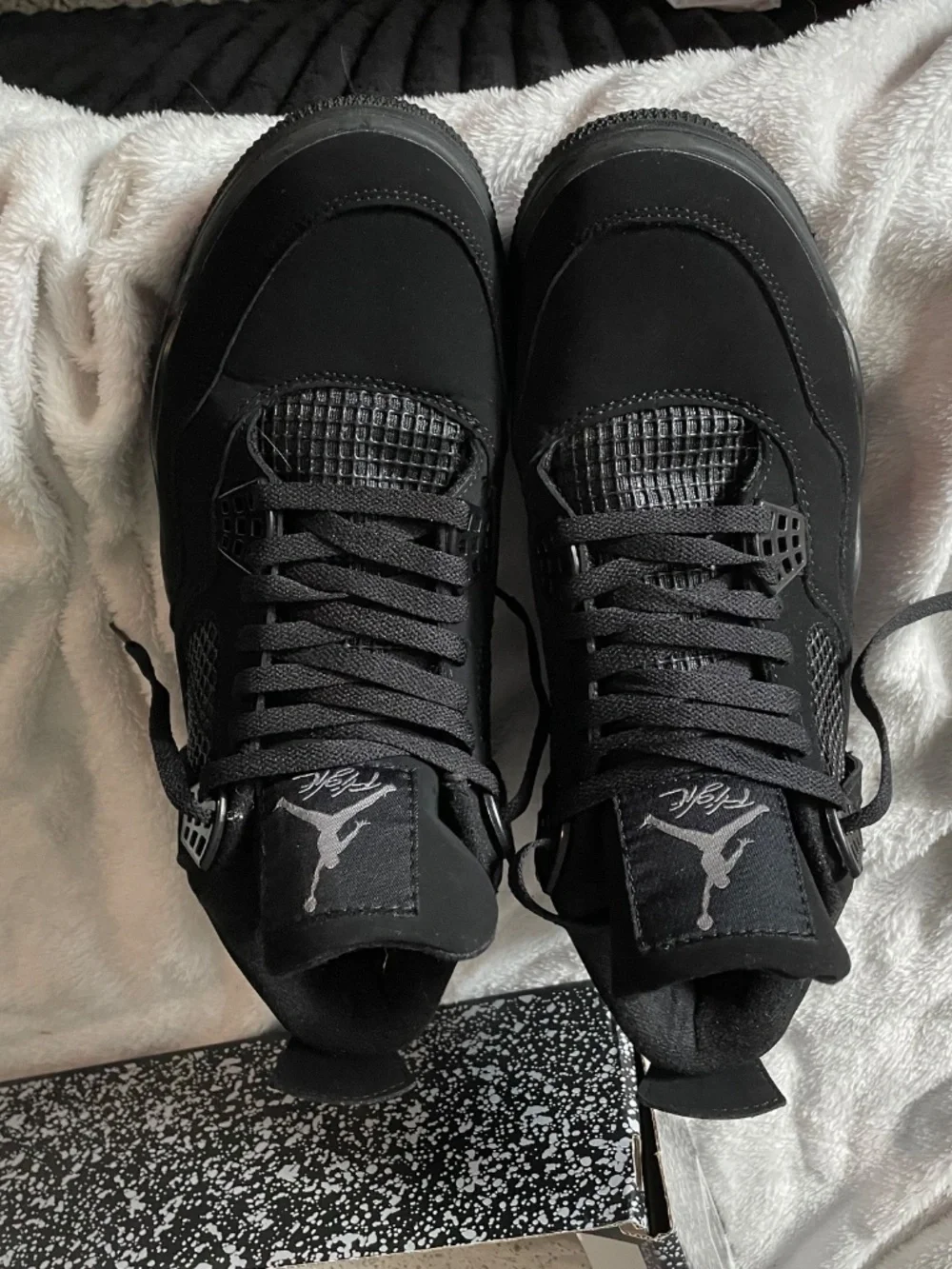 Jordan 4’s Blackcats